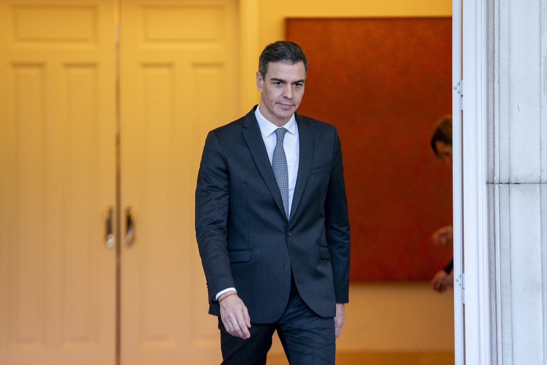 El presidente del Gobierno, Pedro Sánchez, durante una reunión, en el Complejo de la Moncloa, a 27 de enero de 2025, en Madrid (España).Rutte se reúne por primera vez con Sánchez en España después de que fuera elegido el pasado mes de octubre, con el presupuesto para el gasto en defensa en el centro del debate. A. Pérez Meca / Europa Press 27/1/2025