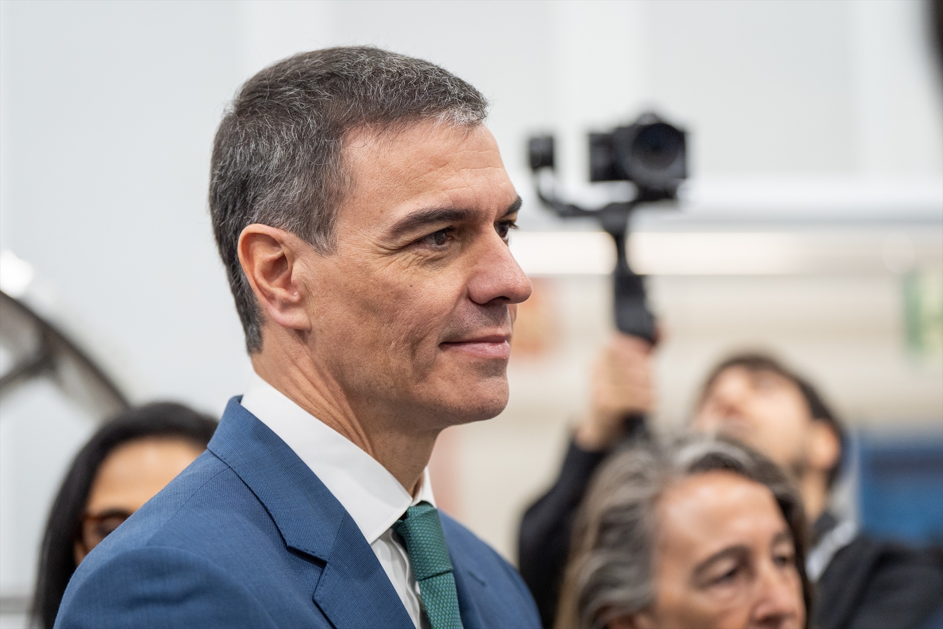 (Foto de ARCHIVO) El presidente del Gobierno, Pedro Sánchez, durante la inauguración del centro de fabricación aeroespacial avanzada (ADMIRE) de ITP Aero, en el Parque Tecnológico nº300, a 27 de febrero de 2025, en Zamudio, Vizcaya, País Vasco (España). La empresa ITP Aero ha inaugurado hoy su centro de fabricación aeroespacial avanzada (ADMIRE), con una inversión de 24 millones de euros y donde trabajarán 150 profesionales. El centro permitirá investigar nuevos materiales, desarrollar nuevas piezas de alta complejidad y potenciar las reparaciones de piezas antiguas. De esta forma, esperan abordar el crecimiento acelerado de la aviación comercial y las nuevas necesidades del programa FCAS. Iñaki Berasaluce / Europa Press 27 FEBRERO 2025;AEROESPACIAL;FÁBRICA;INAUGURACIÓN 27/2/2025