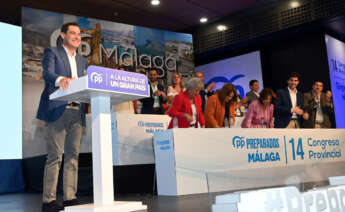 El presidente de la Junta de Andalucía, Juanma Moreno, este sábado durante la clausura del XIV Congreso del PP de Málaga .-EFE/JS