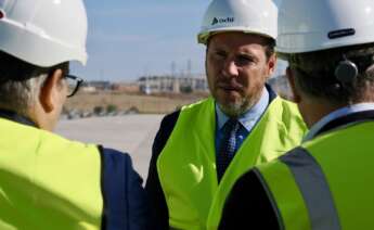 El ministro de Transportes y Movilidad Sostenible, Óscar Puente, durante su visita a las obras de la futura estación intermodal de mercancías de Valladolid.