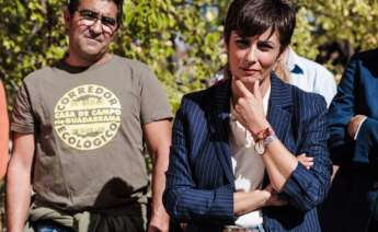 La ministra de Vivienda y Agenda Urbana, Isabel Rodríguez, durante una visita institucional a unas viviendas en Madrid, a 27 de septiembre de 2024.
