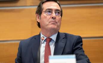 El presidente de la CEOE, Antonio Garamendi, durante una jornada sobre absentismo laboral en la distribución.