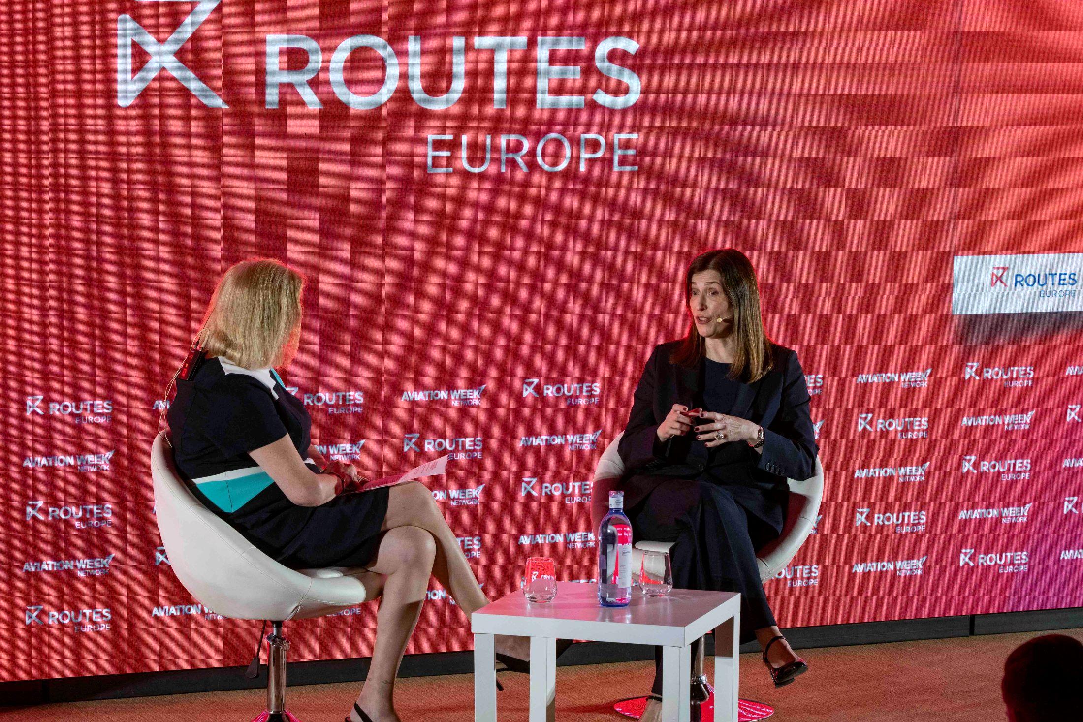 Carolina Martinoli, CEO de Vueling, durante su participación en el congreso ‘Routes Europe’ 2025 en Sevilla.