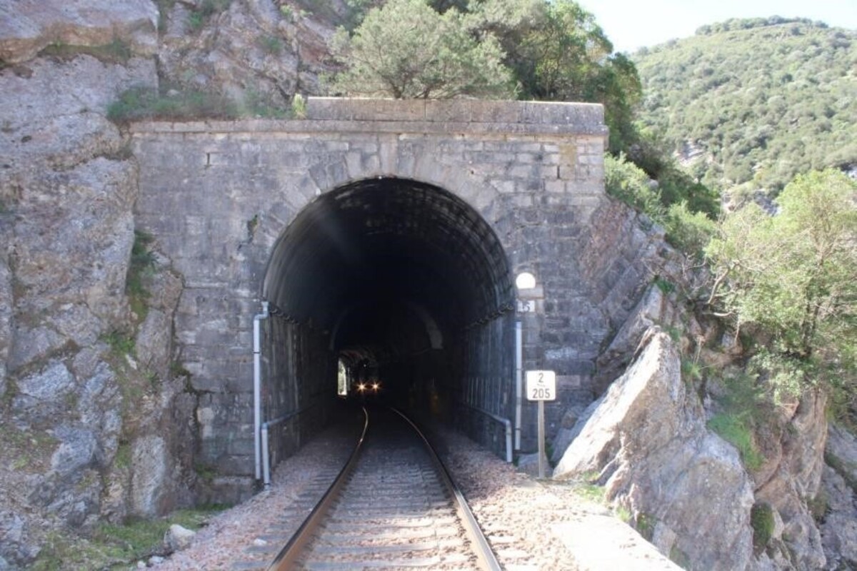Túnel perteneciente al recorrido Bobadilla-Algeciras y que forma parte de los corredores Mediterráneo y Atlántico