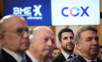 El CEO de Cox, Enrique Riquelme, durante la ceremonia de salida a Bolsa de Cox.