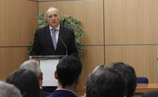 Luis Fernández-Palacios, secretario general de la Confederación de Empresarios de Andalucía (CEA), durante la apertura del informe 'AgroSmart Tech'.