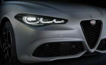 Detalle del nuevo frontal del Alfa Romeo Giulia Competizione 2023.