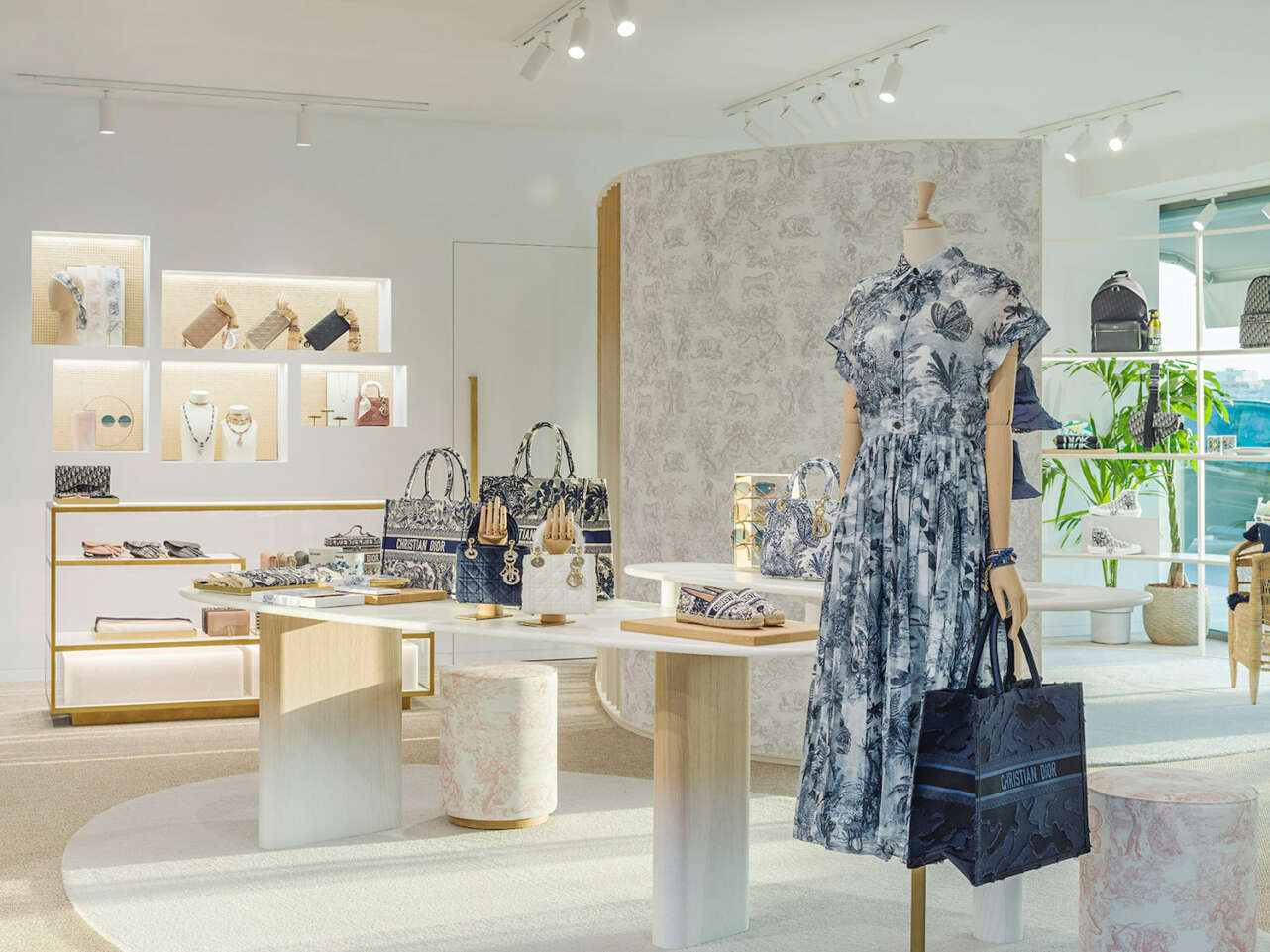 Colección viajera Dior Ibiza