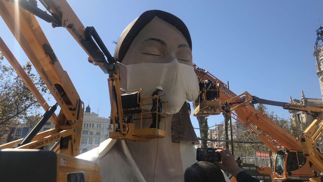 'El dia en que fue real', las fallas de Valencia sin arder