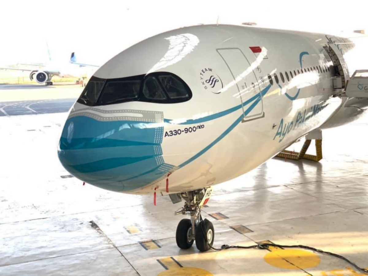 Garuda pintó una mascarilla en uno de sus A330. Foto: Garuda
