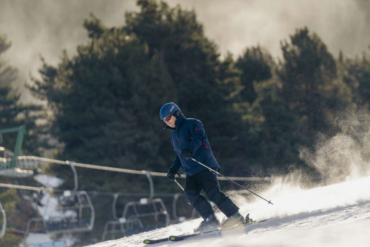 Esquiador en La Molina. Foto David Borrat - EFE