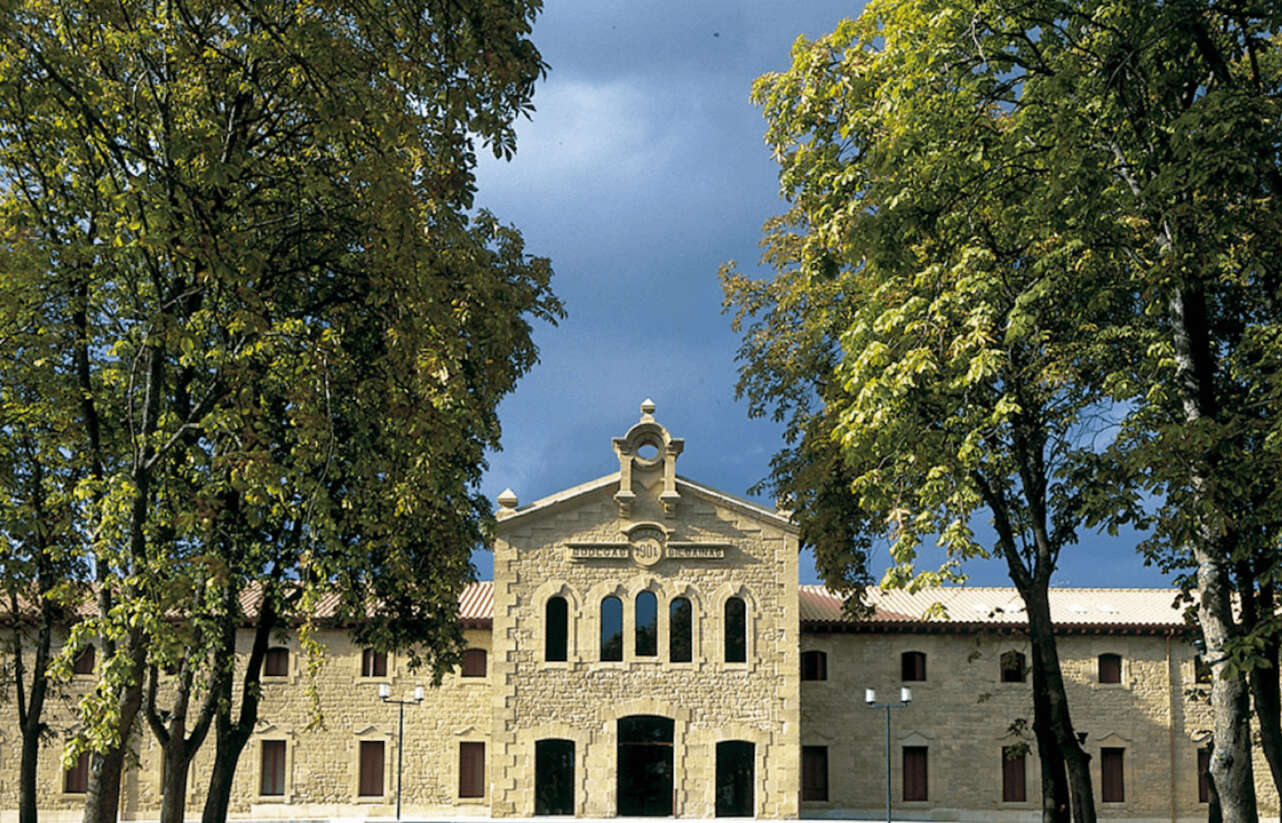 La fachada de Bodegas Bilbaínas FOTO: 15Bodegas