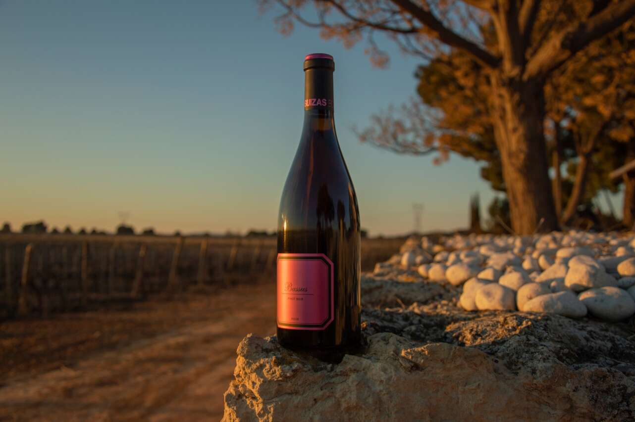 Botella de vino dulce Bassus, de Bodegas Hispano Suizas